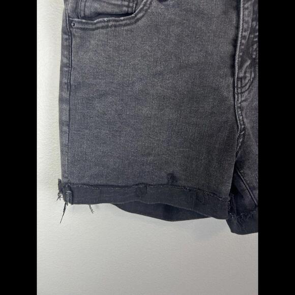 Womens Time & Tru Black Relaxed Fit Mid Rise Shorts 4” Sz 10 - Picture 3 of 6